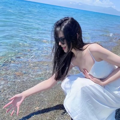他从火光中走来海报